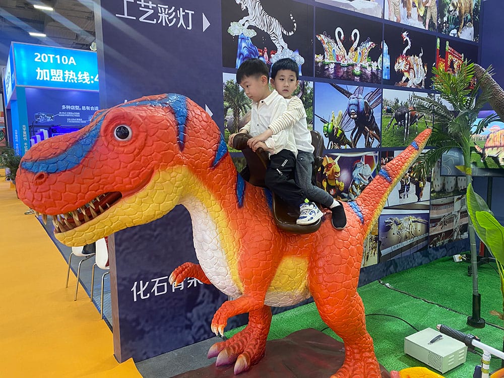 大洋艺术参加第14届GTI广州游乐设备产业展 · 图片10